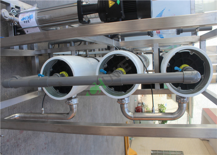Eco Friendly Ultrafiltration Membrane System With PLC Control 0.1 Um-100 Um