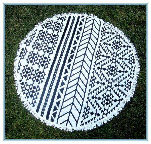 Quality cotton large round beach towels novelty towels with tassel fringe for sale