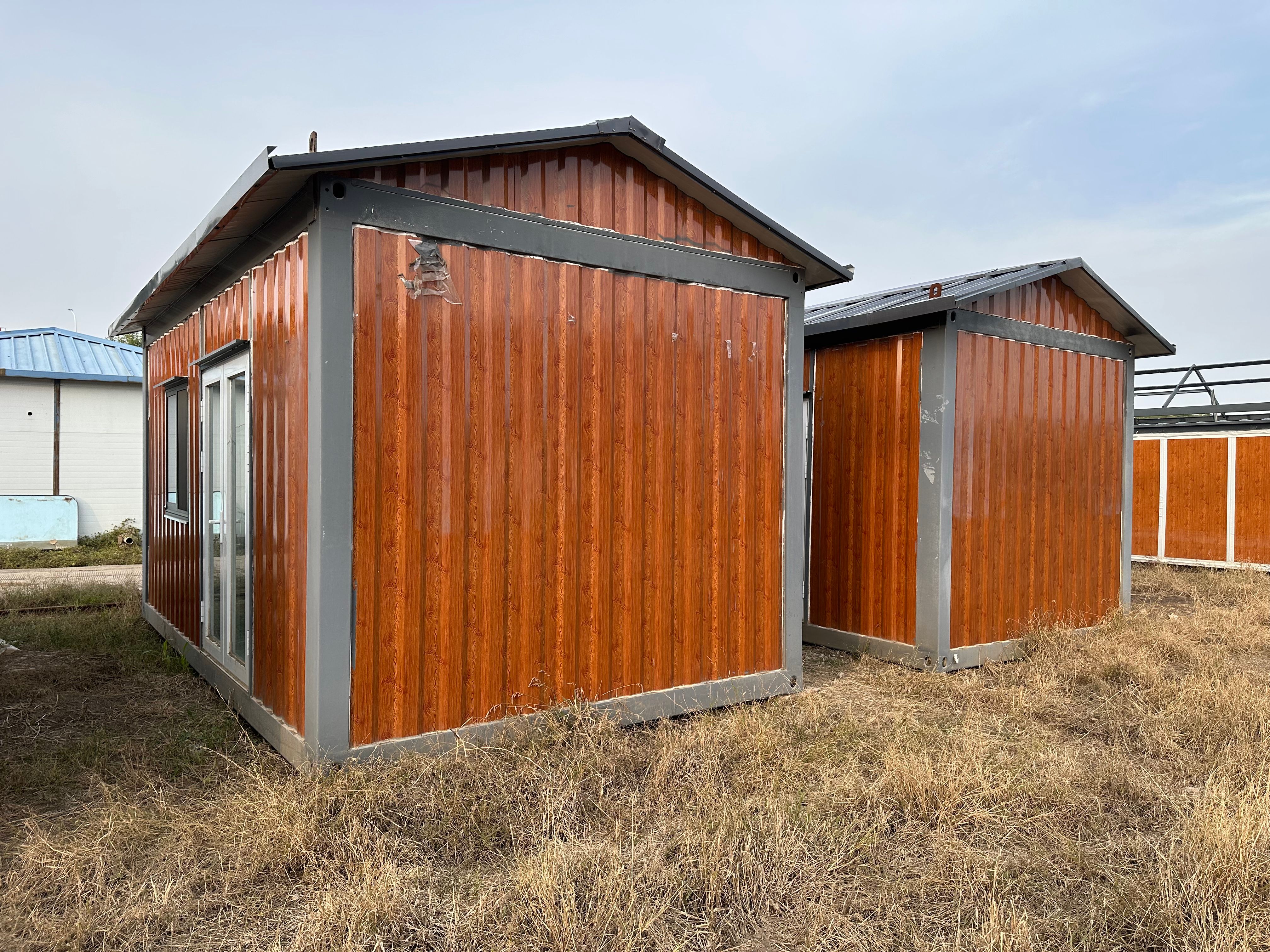 Customized 20FT/40FT Hotel Prefab Modern House Flat Pack Container Villa for Hotel Accommodation Solutions