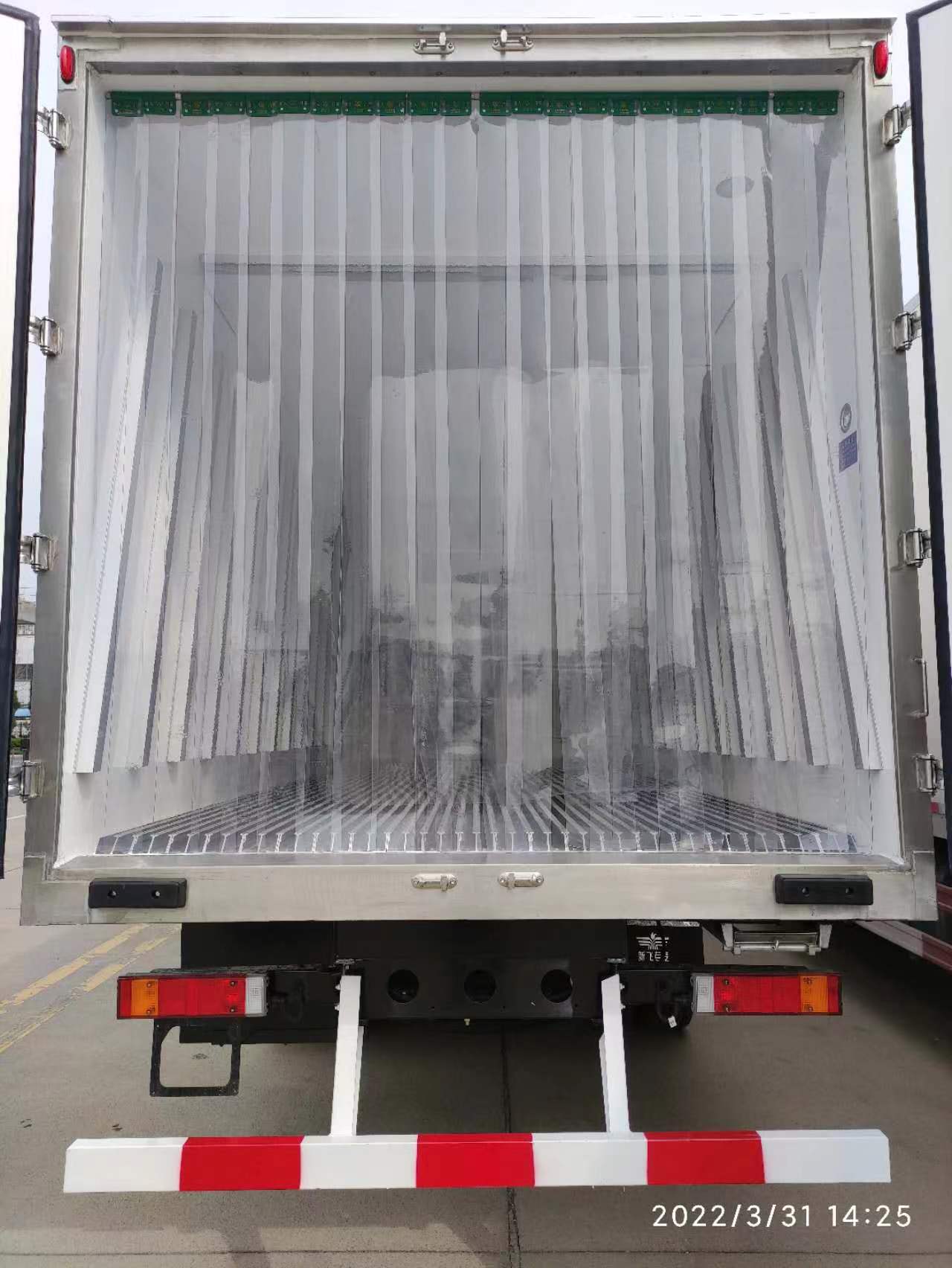 1T-10T 4*2 Small Reefer Van Euro 6 FOTON Freezer Van -20C-20C