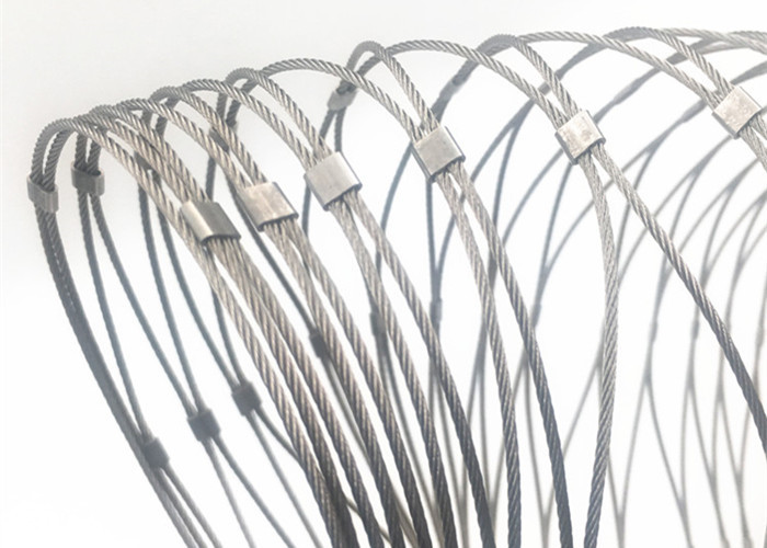 High Tensile Strength 7x7 / 7x19 316 Knitted Wire Mesh Animal Enclosure With Ferrules
