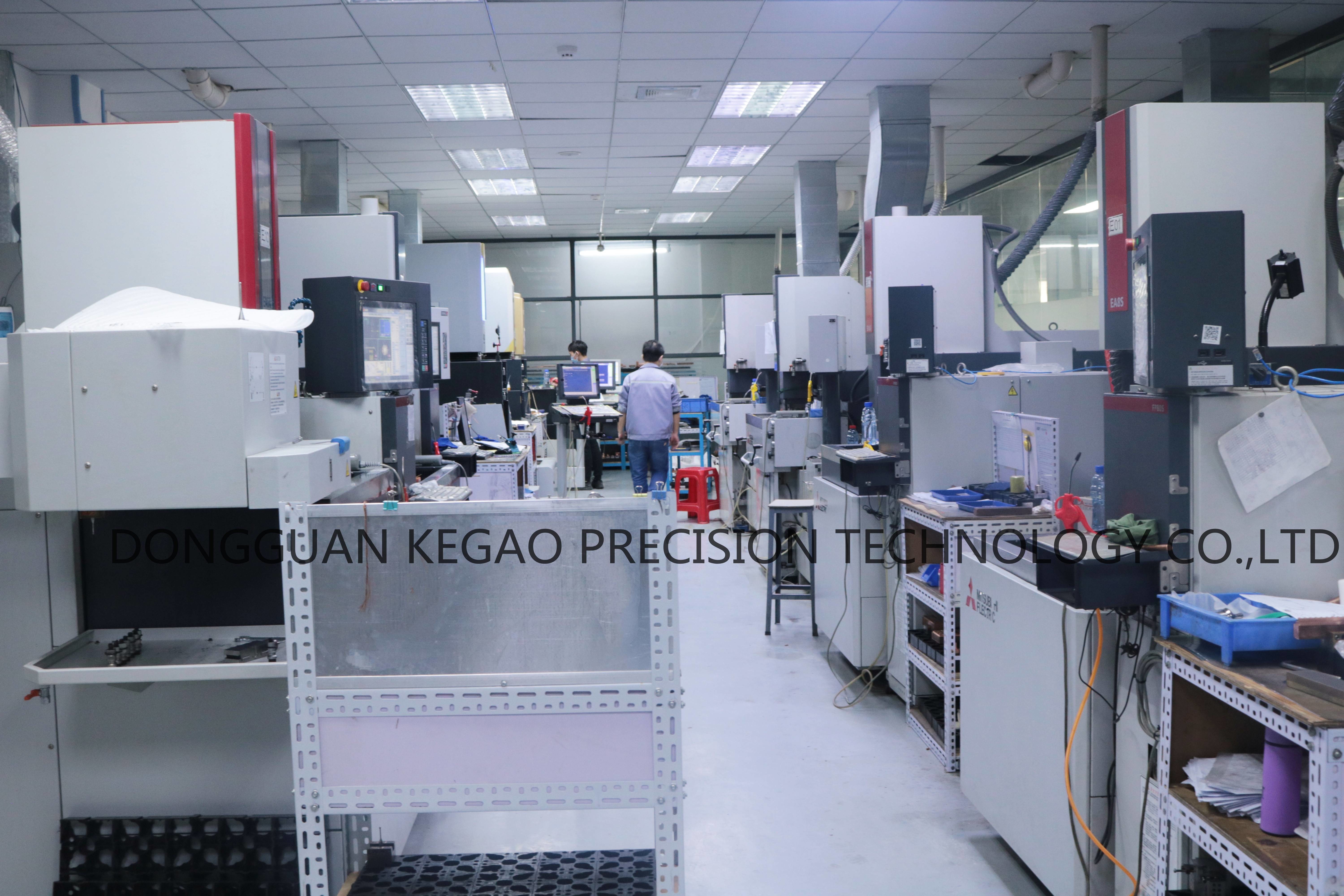 ASSAB STAVAX Medical Injection Molding Parts Mirro Polishing 54 HRC