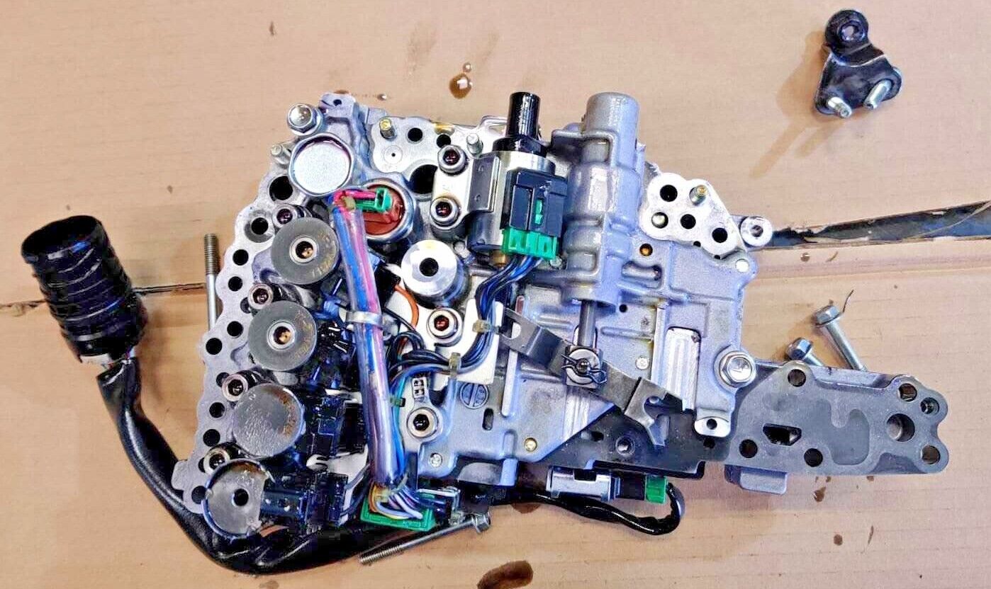 11857258 Transmission Valve Body JF011E Gearbox Parts For NISSAN AUTOMATIC