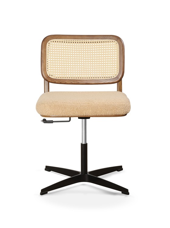 0.092CBM Wicker Rattan Desk Ergo Mesh Manager Chair 10.5kg For Staff