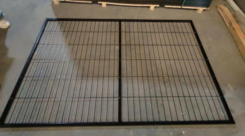 BWG19-14 Galvanized Steel Welded Mesh Fencing 1 1/2Inch PVC Coating