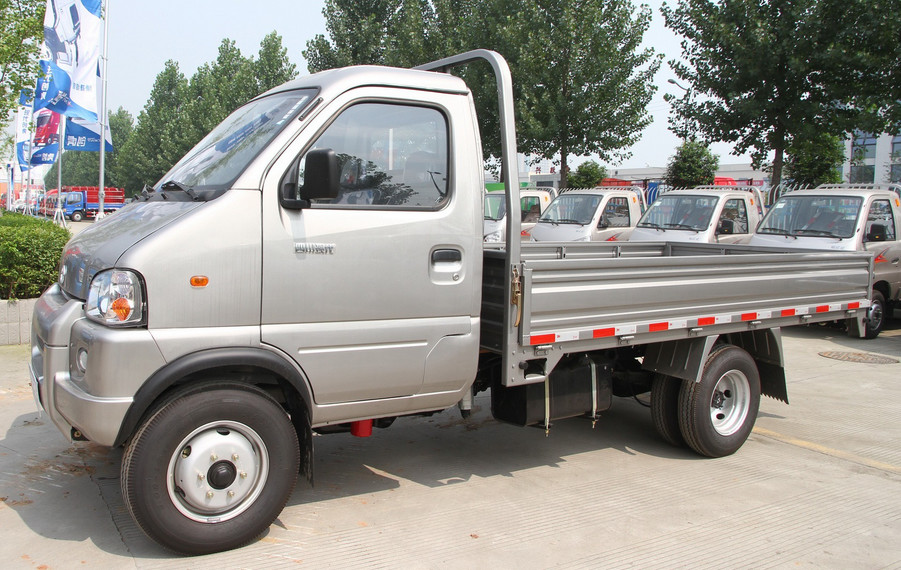 190HP 4x2 T-king lorry Truck cargo truck price mini truck for sale