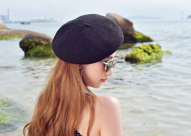 Printing Technic Winter Custom Personalized Hats , Women White Black Wool Beret Hat
