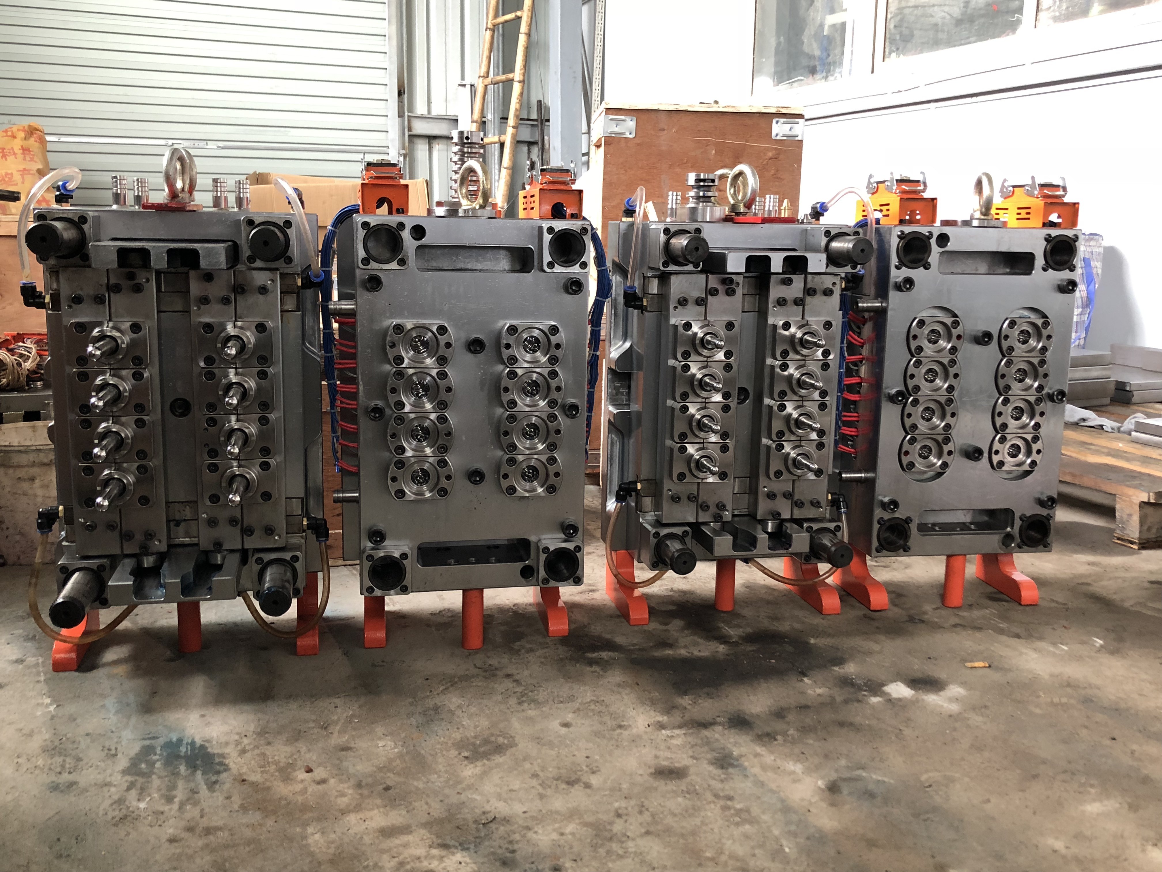 16 Cavity PET Bottle Preform Making Automatic Injection Molding Machine With Servo motor