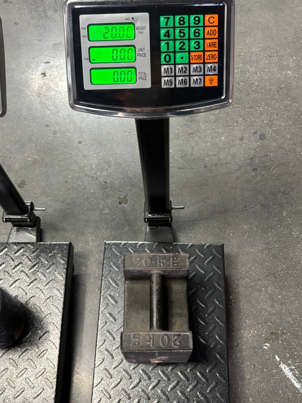 Made China Industrial Electronic Scale TCS Digital Platform Scale for 150kg 200kg 300kg 500kg Steel Hanging Scale Indicator