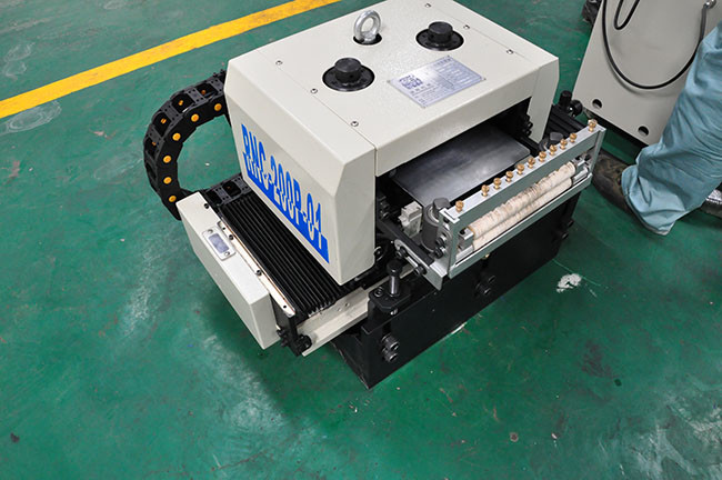 Stamping Line 20m/min Servo Zig Zag Feeder For Hydraulic Press Machine