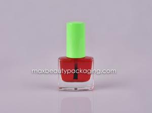 China UV solid color coating nail polish cap 10ml nail polish square bottle round brush plastic cosmetic nail polish packaging wholesale