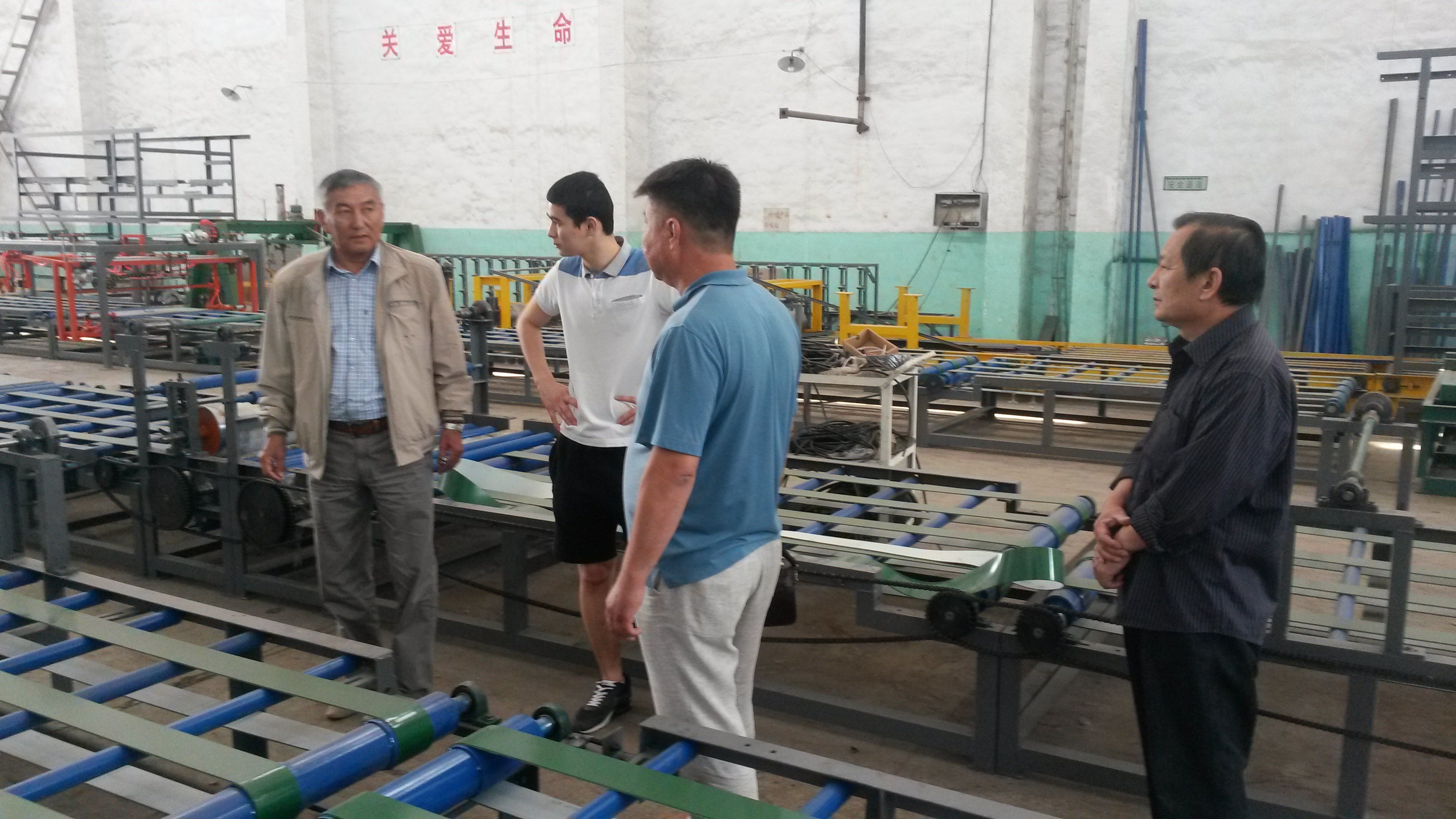 High Speed Glass Magnesium Oxide Board Production Line for Sawdust / Crushed Plant Straw Materials