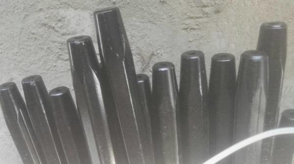 H25x159mm Steel Rock Drill Rod / Mining Tapered Hex Drill Rod 800mm-6100mm