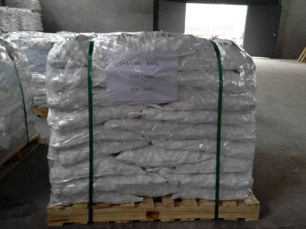 Industrial 35mm ceramic Alumina Grinding Balls Beads For Ball Mill
