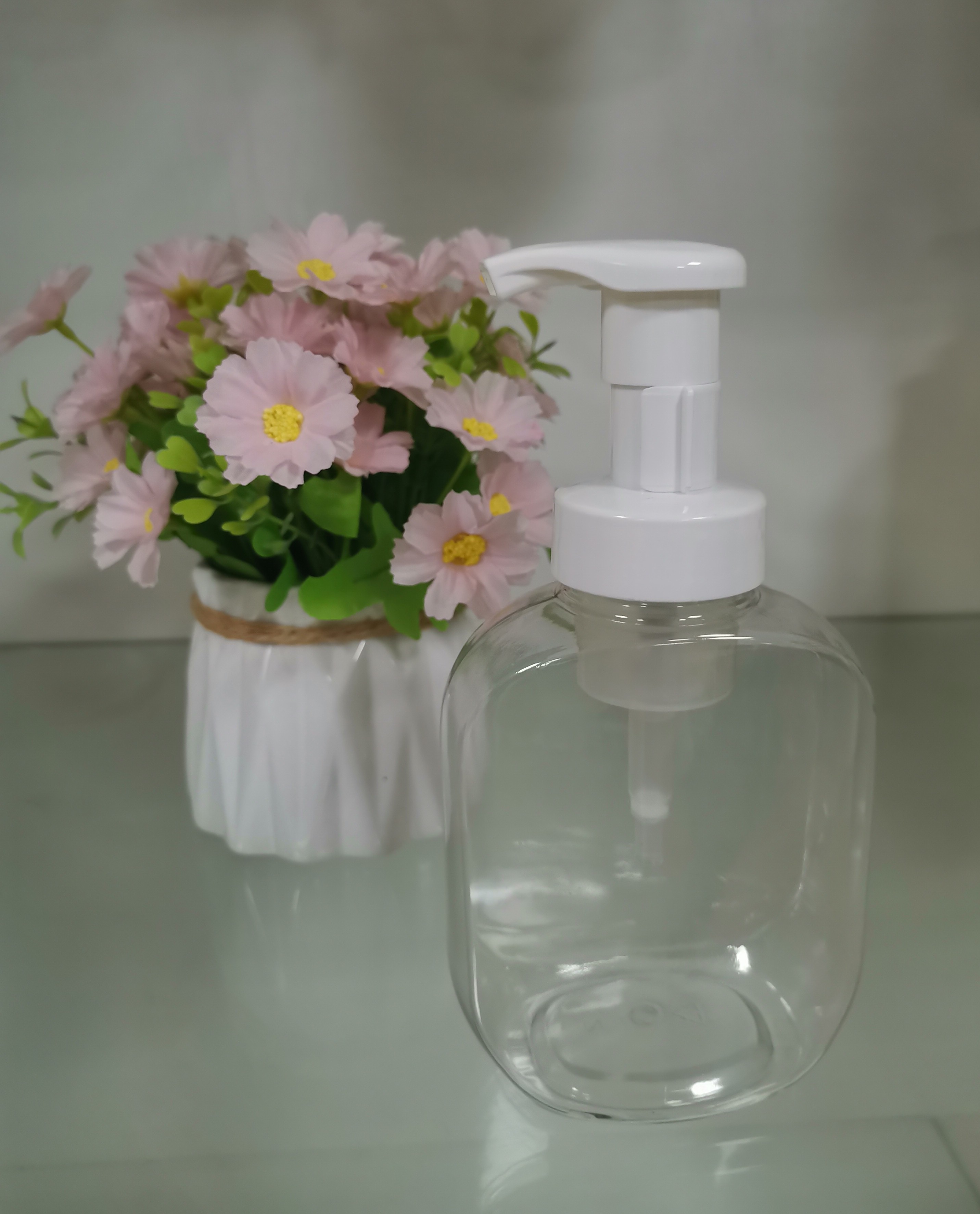 White Plastic Foam Pump 43/410 For Liquid Soap And Skincare Products