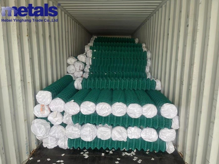 High Quality Green PVC Coated Diamond Chain Link Mesh Fence 50mm*50mm For Gardens
