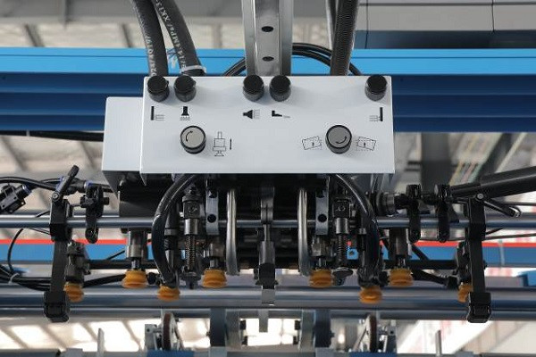 Automatic High Speed Flute Laminator Machine Corrugated Laminator Machine Servo Type