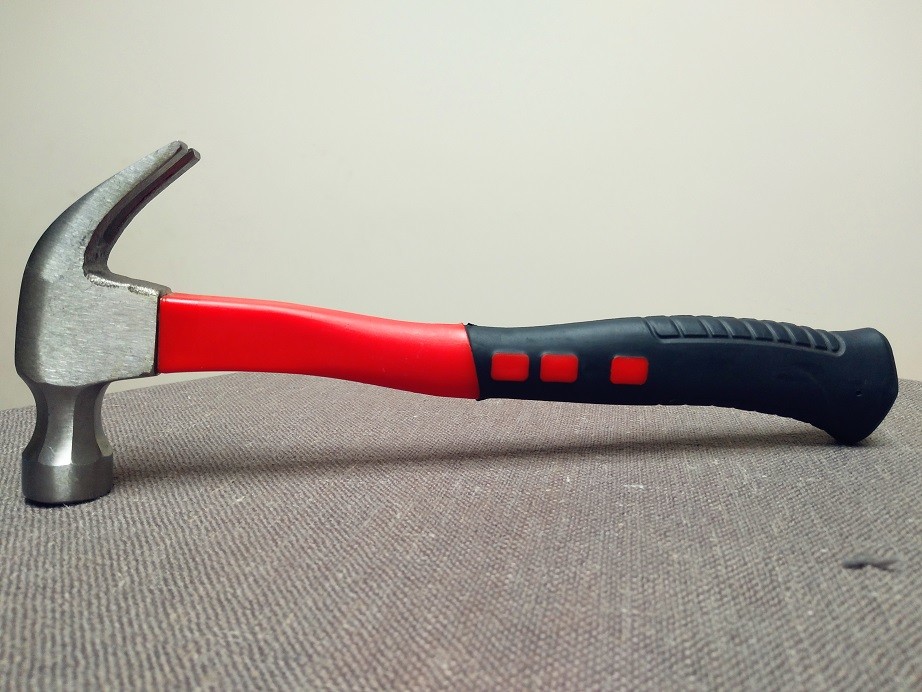 Durable and reasonable price Claw Hammer(XL-0038) with polishing surface and colored handle