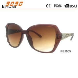China Sunglasses in fashionable design with big plastic frame ,suitable for men and women wholesale