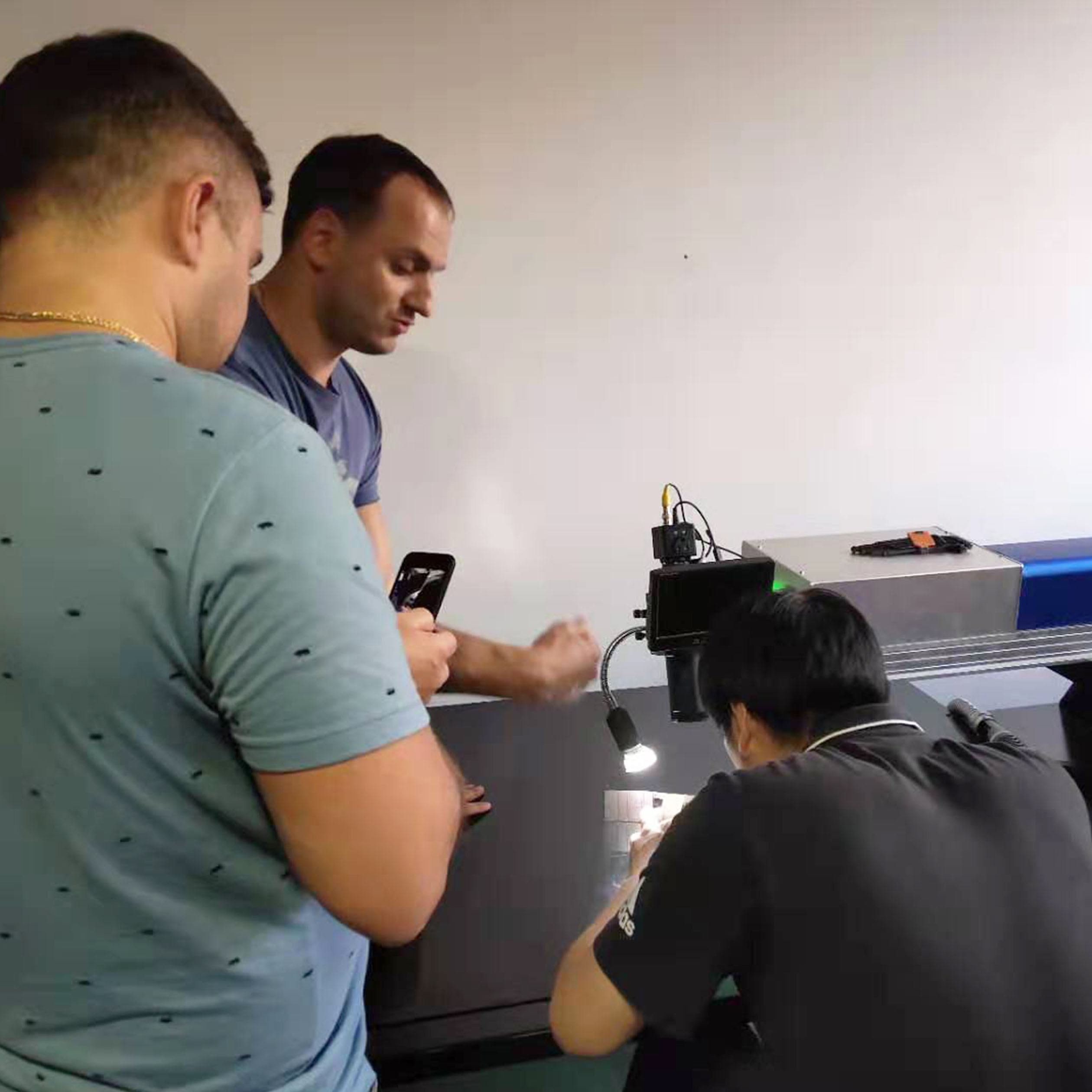 Metals Welding Flexible Portable Fiber Laser Welding Machine for Stainless Steel Sheet