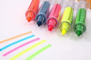 China 2014 Hot! Novelty plsastic ball,simulation syringe mark pen ,nice gift for children wholesale