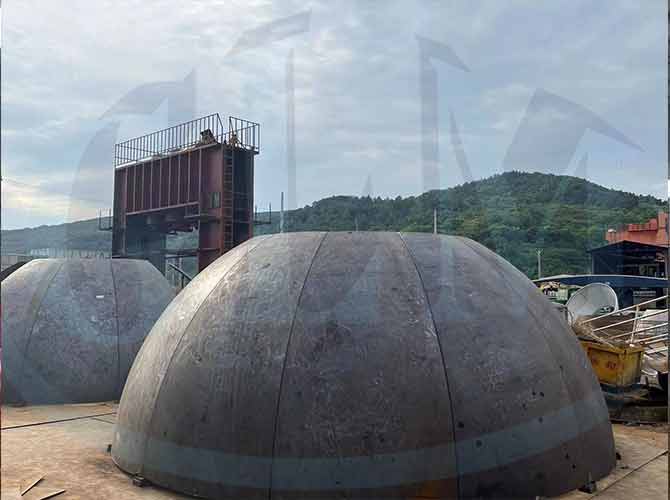 1190mm Dia Hemispherical Head A516gr70 135mm Thickness