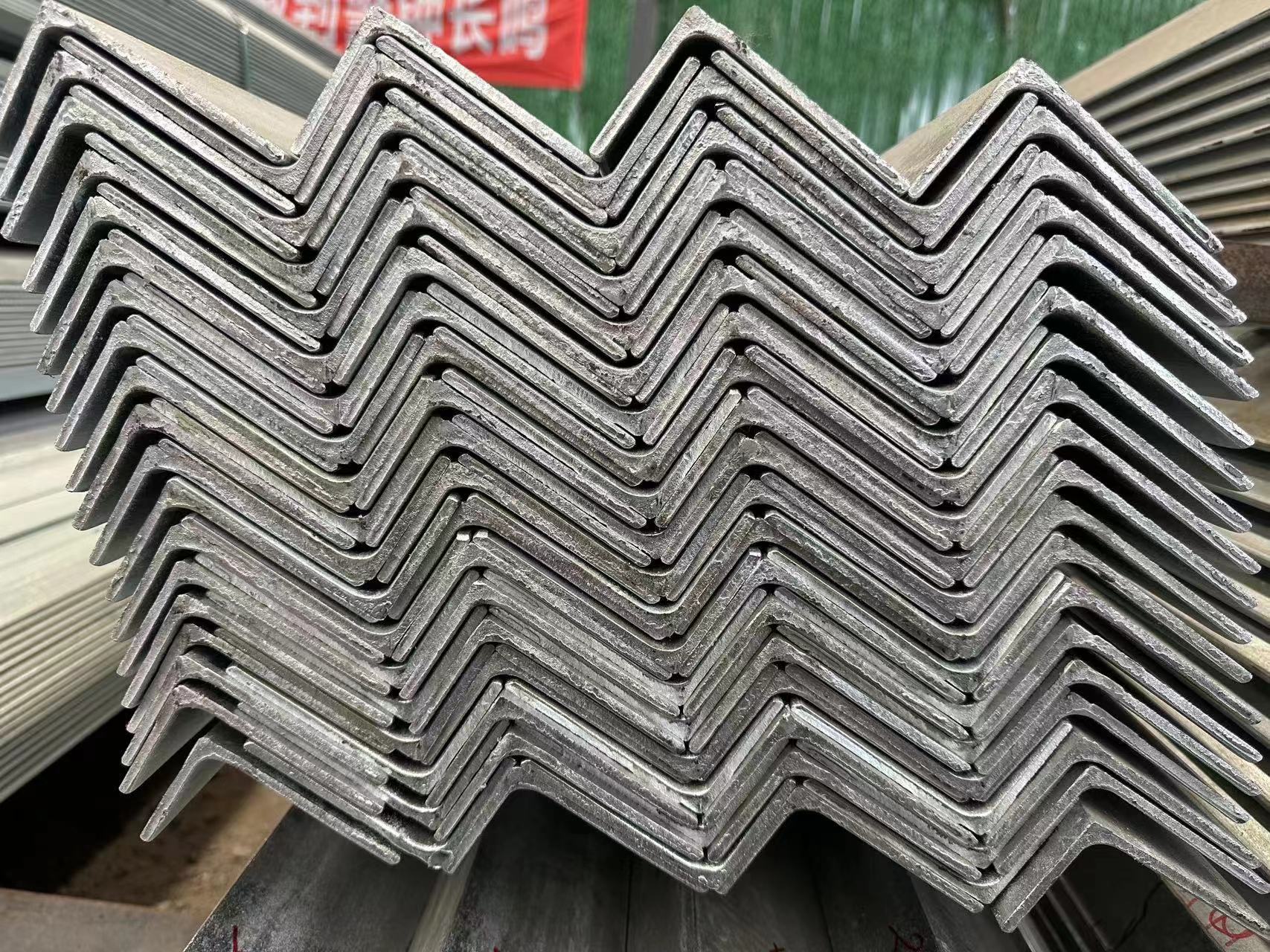 Hot Rolled Angel Steel/MS Angles L Profile Equal or Unequal Steel Angles Prime Tolerance of ±1%