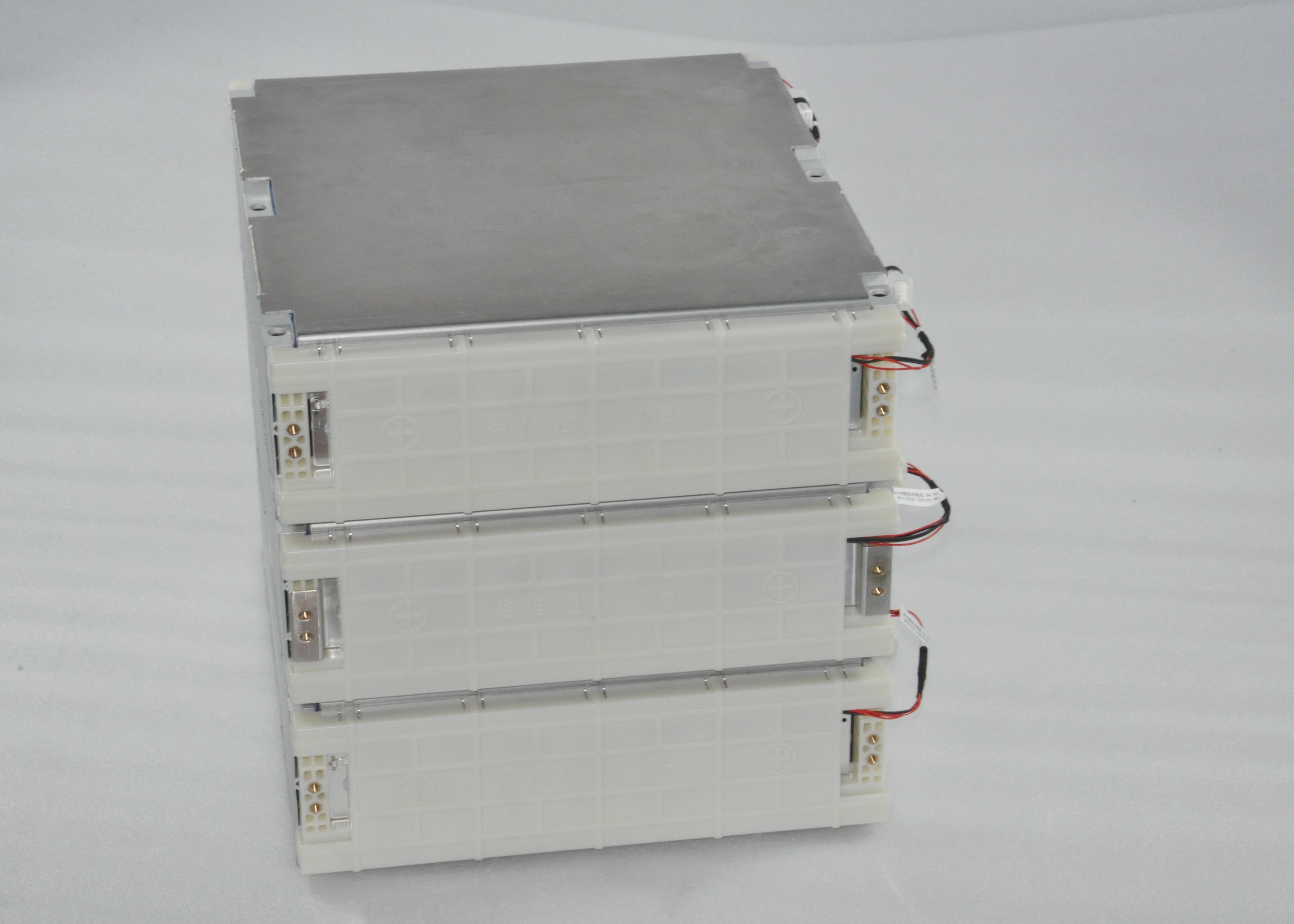 436.6mmx437.2mmx115.5mm Lithium Battery Charging Module