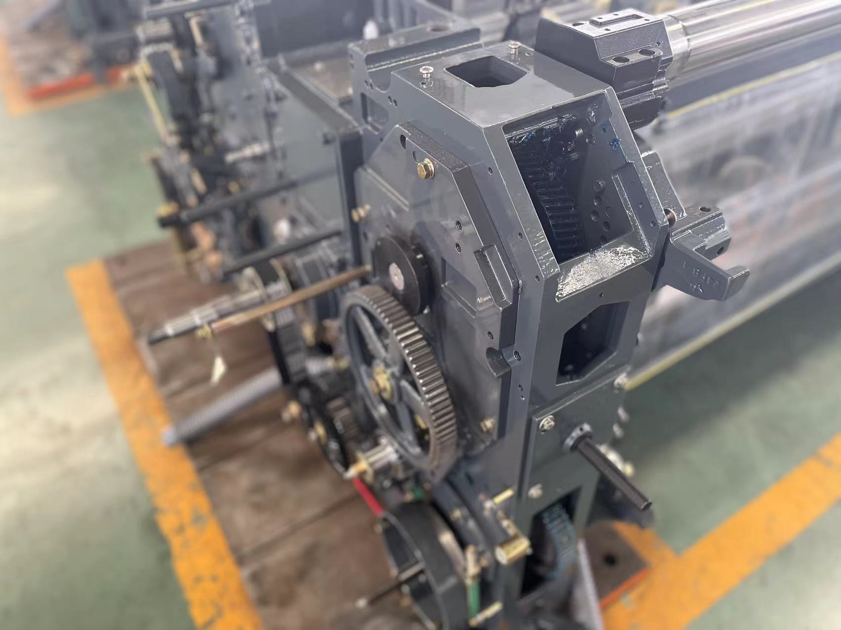 Mechanical Electronic Weaving Loom Machine Textile 1000 RPM Water Jet Loom