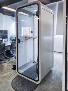 China Customized Mini Different Colour Soundproof Room Phone Booth wholesale