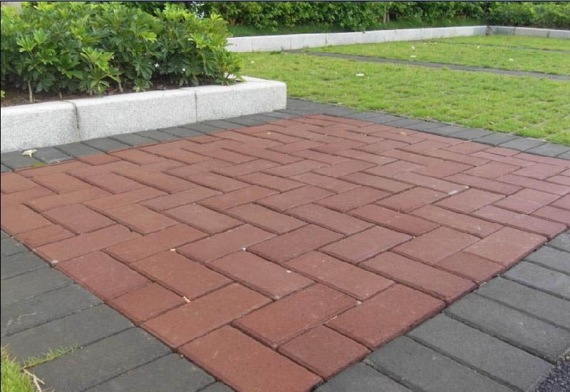 Brown Water Porous / Permeable Brick / Block Gravel Paving Driveway