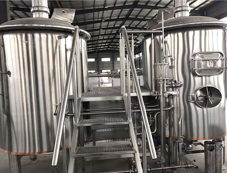 Commercial Brewing Equipment Adjustable Voltage Brewery Tank for Sanitary Beer Making
