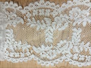 China Jacquard Lace border for Wedding dress Cord lace edge in Ivory Color wholesale