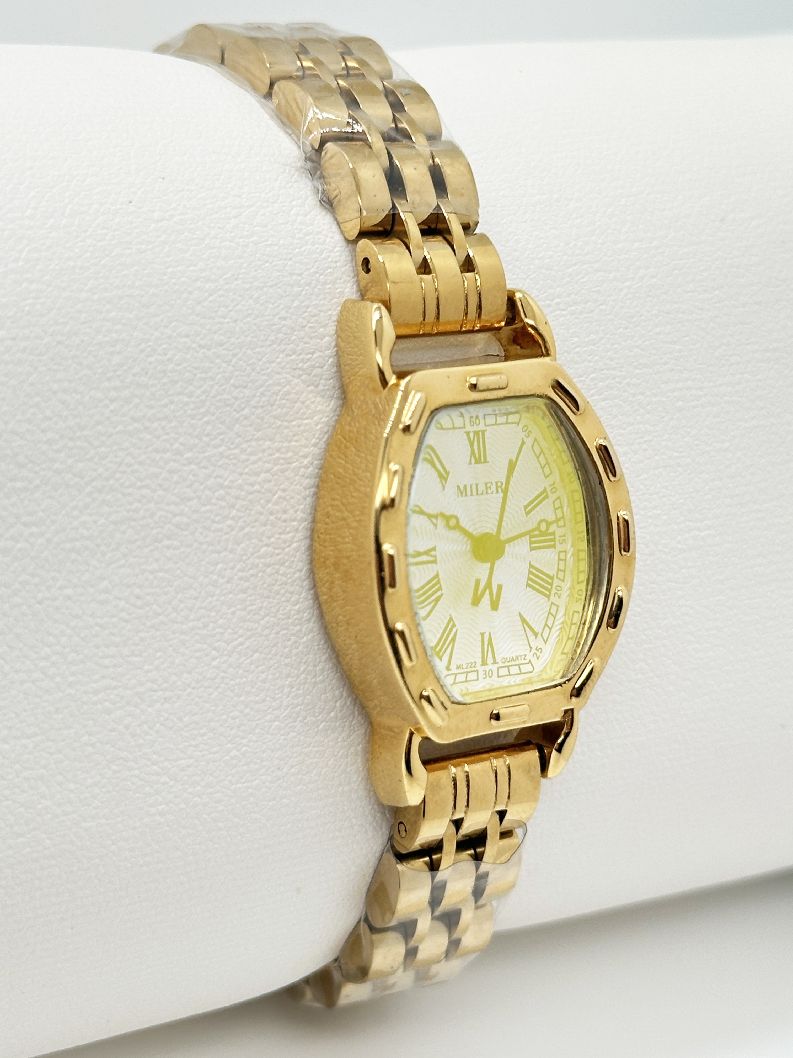 Factory Wholesale Fashionable and Elegant Quality Women Watches with Stainless Steel Strap Analog Luxury Watch