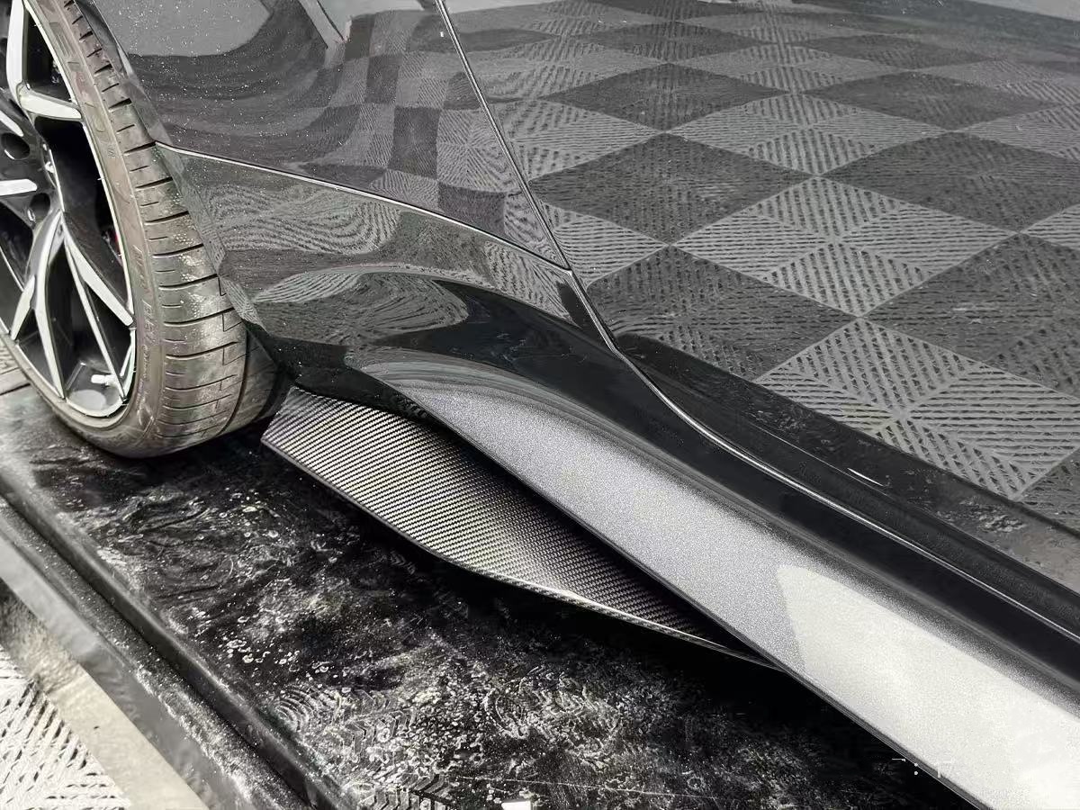 DBS Aston Martin Body Kit White 770 Style Front Spoiler In Car Lip Diffuser