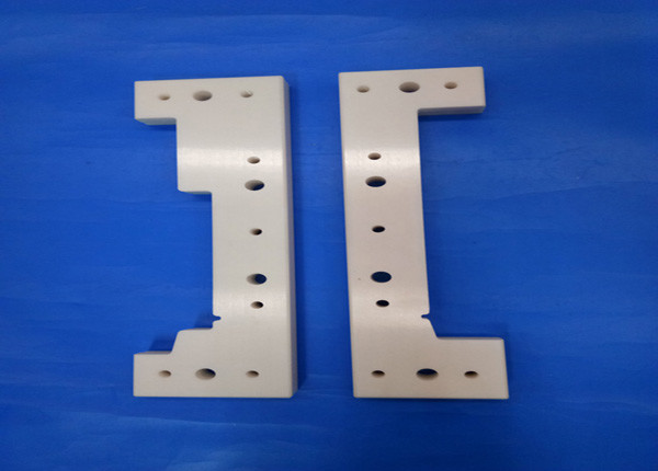 White Toughened Zirconia Machinable Ceramic Block High Strength 95% zro2 Sudstrate