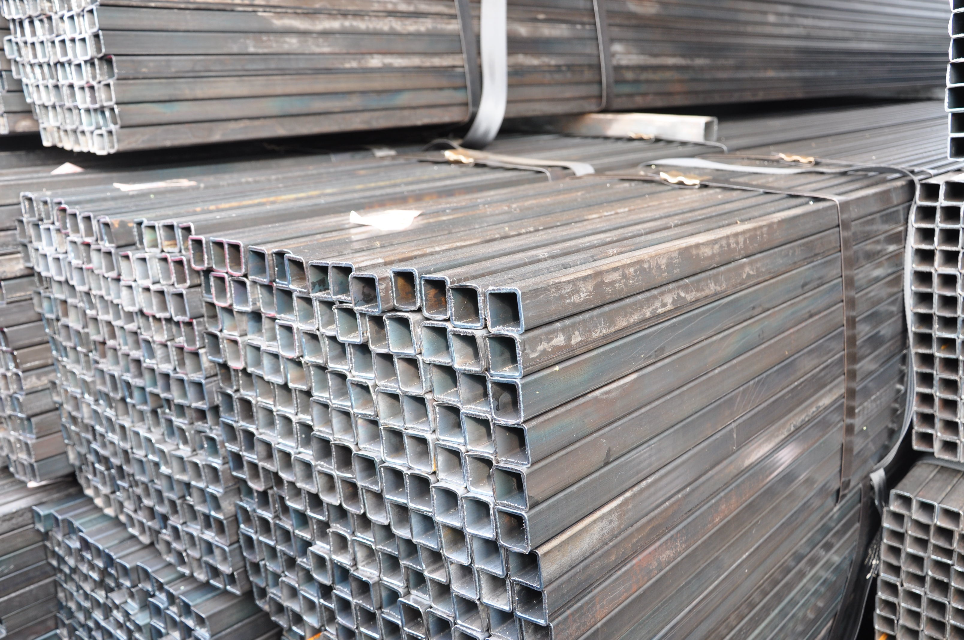 Sa 53 Gr B Galvanized Steel Round Tube Q195 Welded Seamless Pipe
