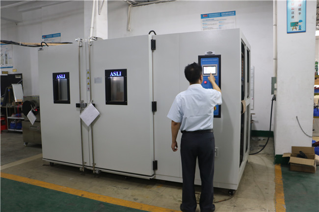 LCD Display Temperature Cycling Test Standard Walk In Temperature Room Air Cooling
