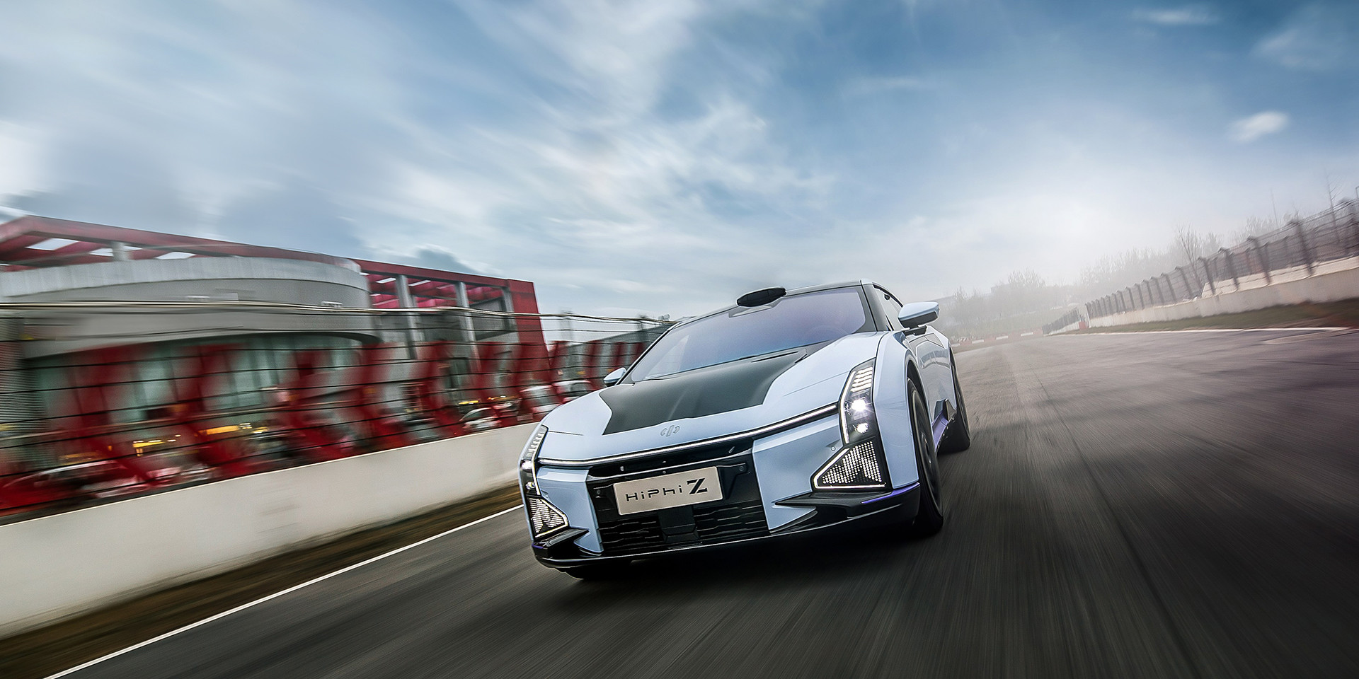 HiPhi Z Electric Luxury Car Intelligent Driving 705KM Range 0-100km/H Acceleration 3.8s