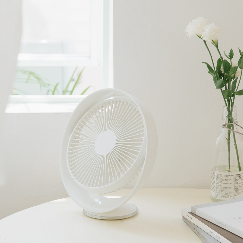 360 Degree Rotatable USB Charging Desktop Fashion Cooling Table Fan with 5 Rotary Vanes
