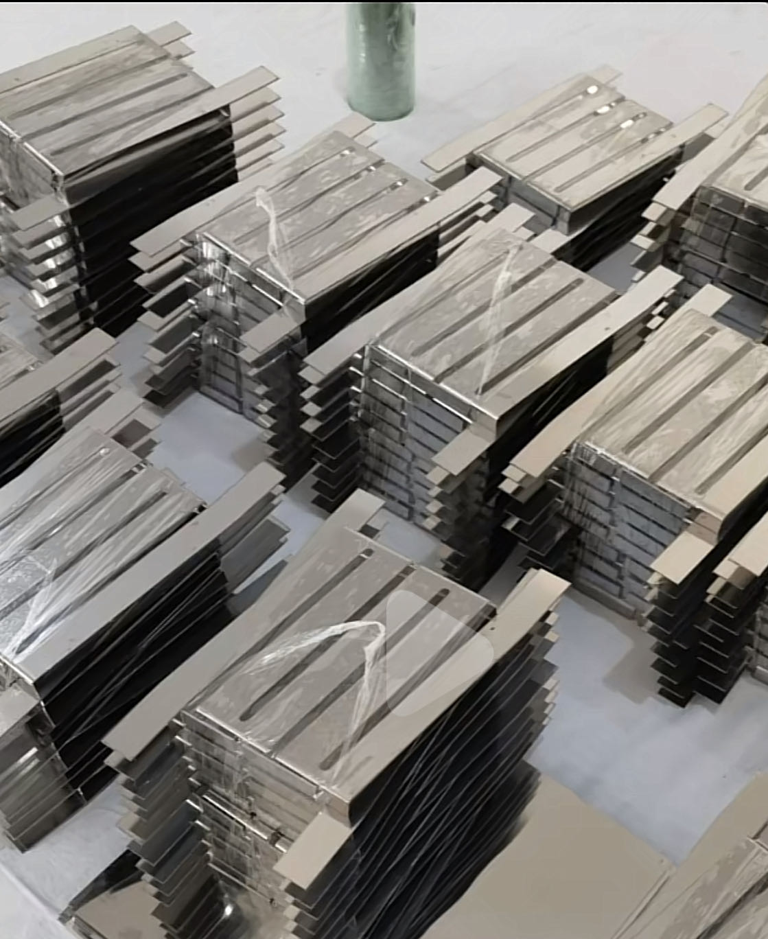 High Speed Advantage Crucible Type Vacuum Metallizer for Plastic Film and Paper