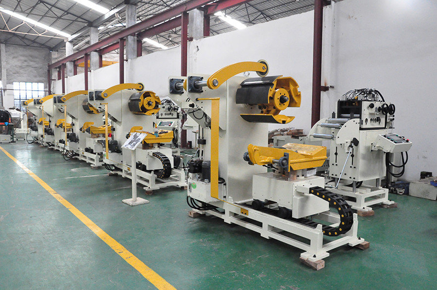 Press Machine Automatic Steel Coil Line NC Straightener Feeder