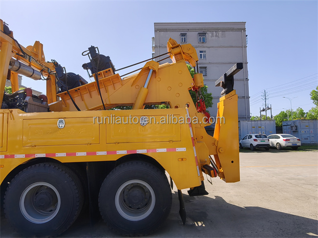 Road Highway Rescuer Used in Wrecker Tow Truck Flatbed Towing Truck 50tons