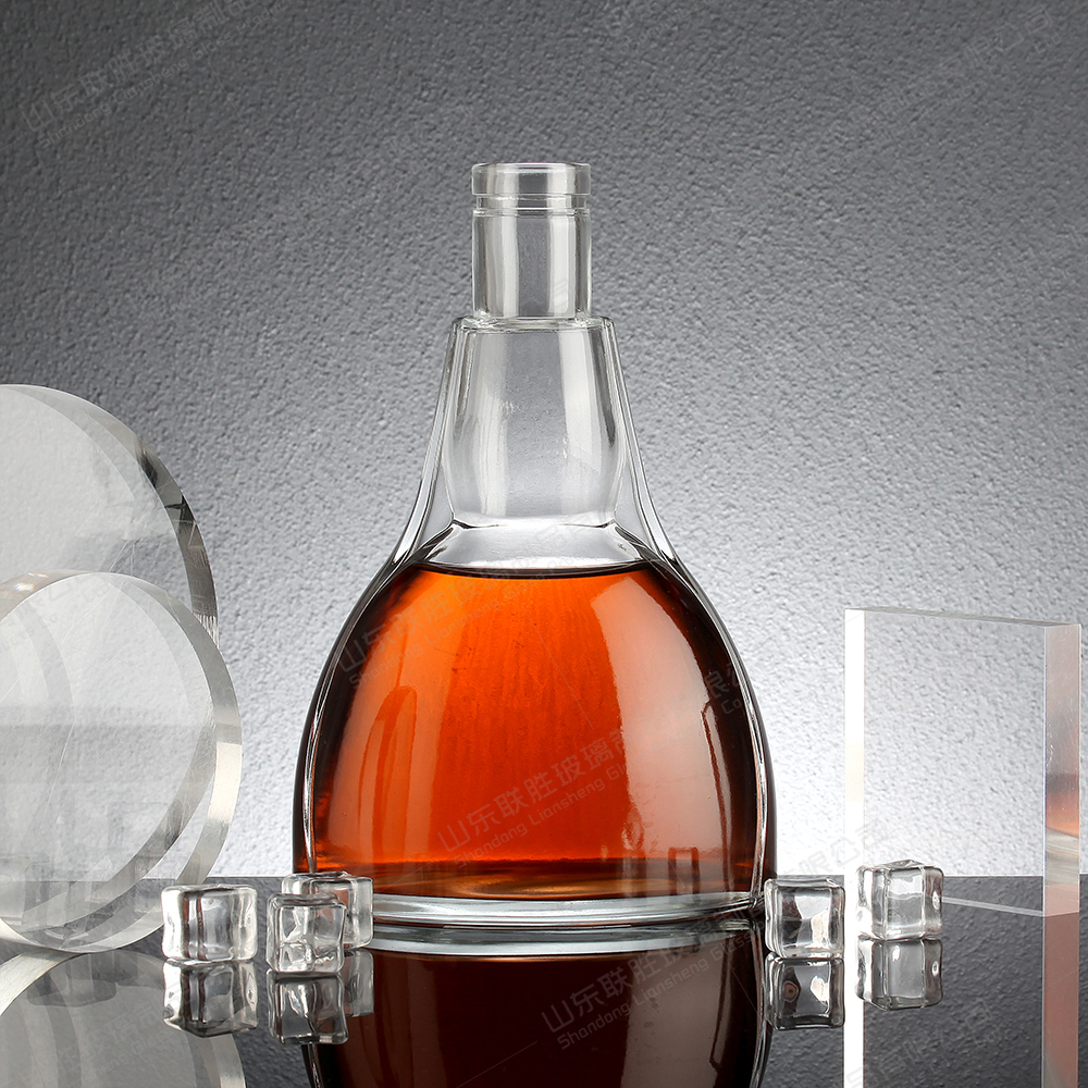 750ml Clear Glass Bottle for Brandy Gin Rum Tequila Vodka Healthy Lead-free Material