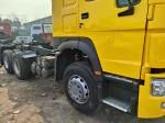 Tubeless Tire Design Sinotruk 6*4 Tractor Truck Yellow Sinotruk Head Truck