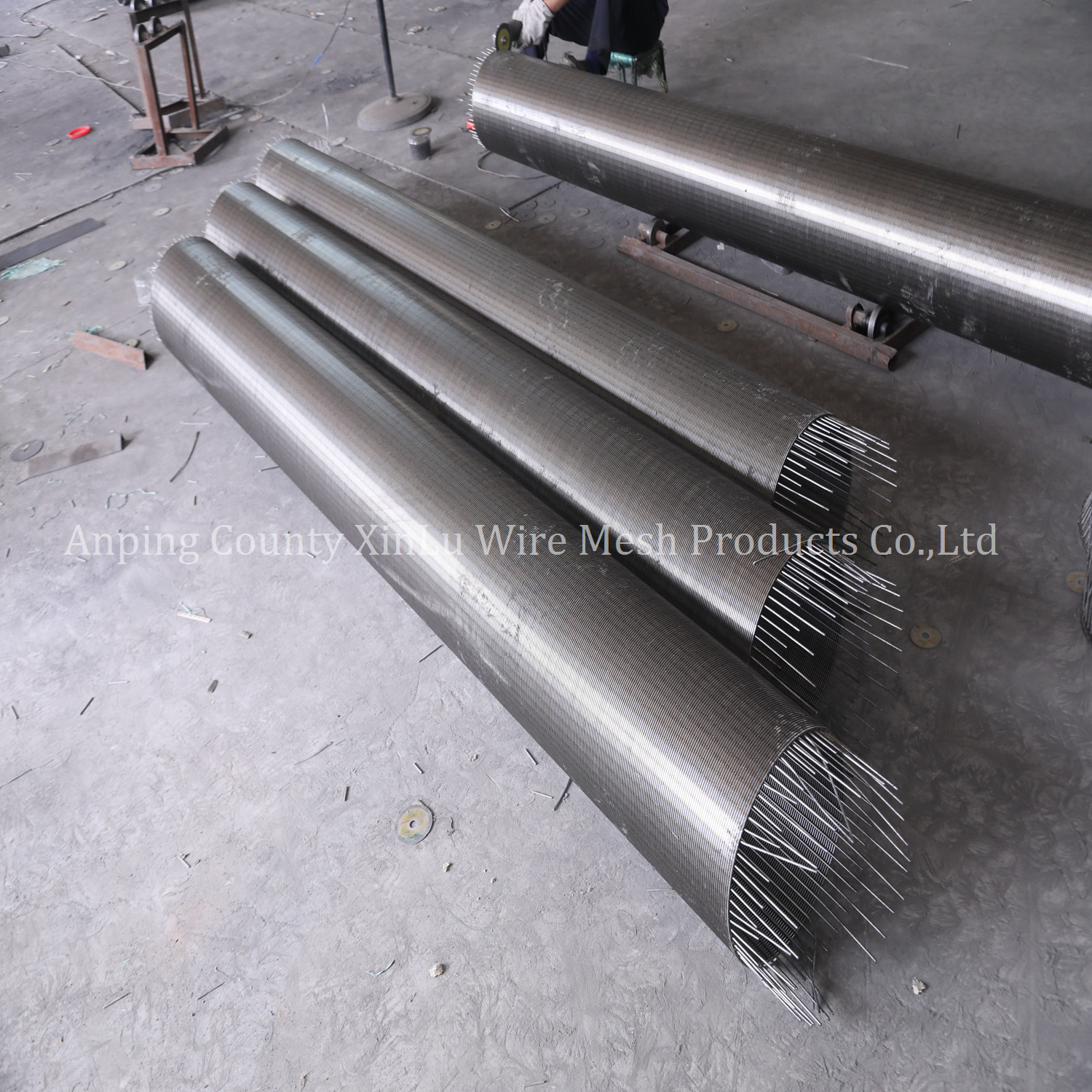 0.010" Continuous Slot Deep Well V Wire Johnson Screen Tube With Polished Surface And FITO Flow