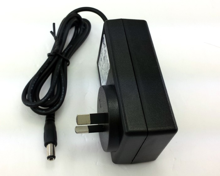 Adaptor 24v 400ma
