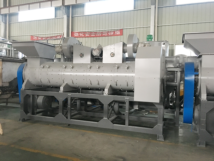 300-5000KG/H PET Bottle Recycling Washing Line PLC Flakes Friction Washer