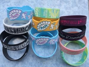 China 2016 Promotion Gift Debossed Silicone Bracelet / Silicone Wristband Eco-friendly wholesale
