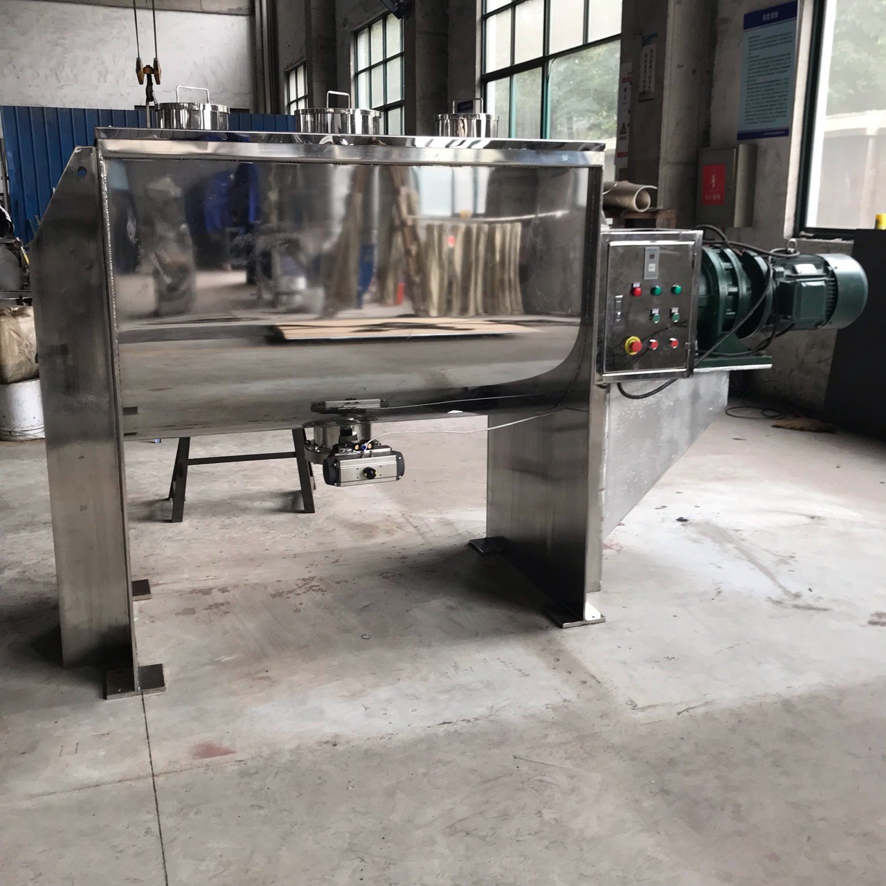 4000L Commercial Spice Coffee Powder Mixing Machine Ribbon Blender For Powder Mixing